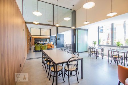 Apartamento à venda com 42m², 1 quarto e 1 vagaÁrea comum - Salão de festas