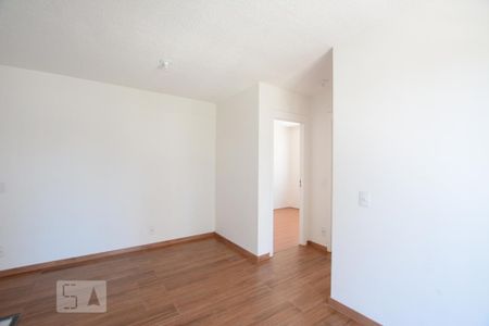 Sala de apartamento à venda com 2 quartos, 45m² em Parada de Lucas, Rio de Janeiro