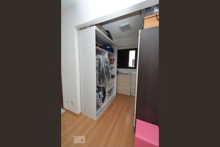 Apartamento à venda com 150m², 4 quartos e 3 vagasCloset