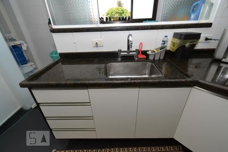 Apartamento à venda com 150m², 4 quartos e 3 vagasCozinha
