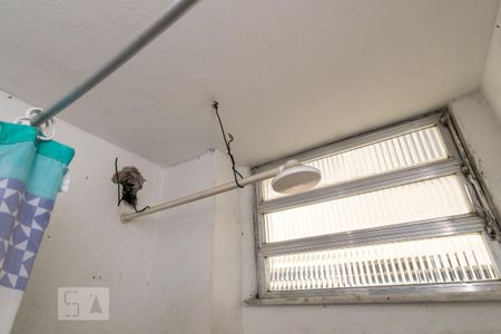 Apartamento à venda com 52m², 2 quartos e sem vaga Apartamento à venda com 52m², 2 quartos e sem vagaBanheiro