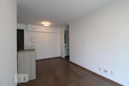 Sala de apartamento para alugar com 1 quarto, 50m² em Campo Belo, São Paulo