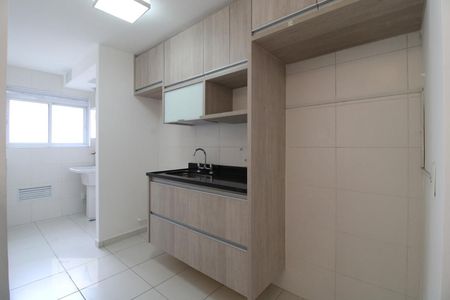 Cozinha de apartamento para alugar com 1 quarto, 50m² em Campo Belo, São Paulo