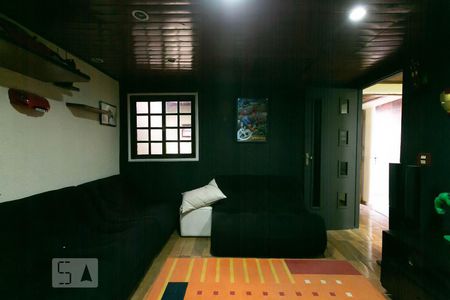 Casa à venda com 300m², 3 quartos e 2 vagasSala de Cinema 