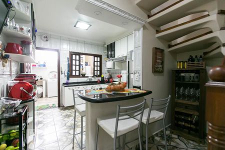 Casa à venda com 300m², 3 quartos e 2 vagasCozinha