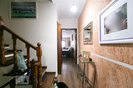 Casa à venda com 300m², 3 quartos e 2 vagasCorredor 