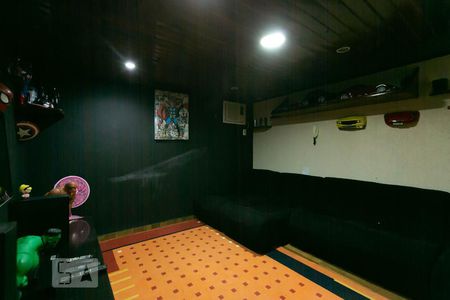 Casa à venda com 300m², 3 quartos e 2 vagasSala de Cinema 