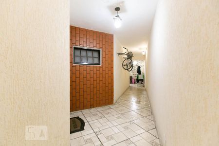 Casa à venda com 300m², 3 quartos e 2 vagasCorredor de Entrada 