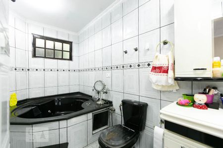 Casa à venda com 300m², 3 quartos e 2 vagasBanheiro da Suite 