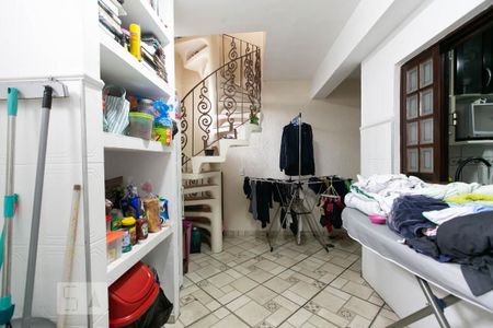 Casa à venda com 300m², 3 quartos e 2 vagasÁrea de Serviço