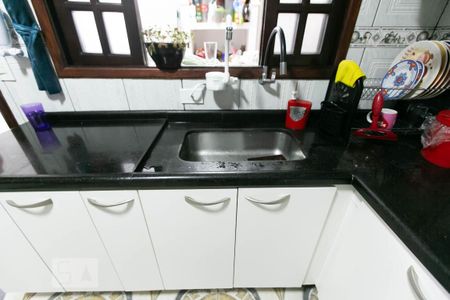 Casa à venda com 300m², 3 quartos e 2 vagasPia