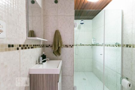 Casa à venda com 300m², 3 quartos e 2 vagasBanheiro 2 