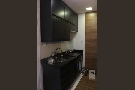 Detalhe cozinha de apartamento para alugar com 1 quarto, 42m² em Itararé, São Vicente