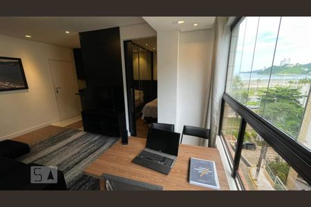 Apartamento para alugar com 42m², 1 quarto e 1 vaga Apartamento para alugar com 42m², 1 quarto e 1 vagaDetalhe Sala