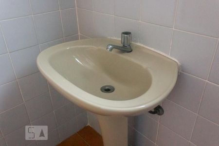 Casa de condomínio para alugar com 93m², 2 quartos e 1 vagaBanheiro