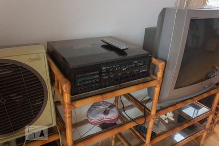 Casa de condomínio para alugar com 93m², 2 quartos e 1 vagaSala