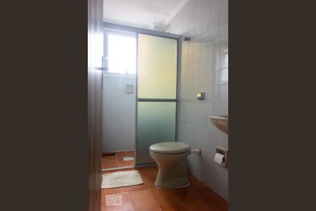 Casa de condomínio para alugar com 93m², 2 quartos e 1 vagaBanheiro