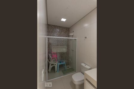 Casa de condomínio à venda com 400m², 5 quartos e 4 vagasBanheiro da Suíte 4