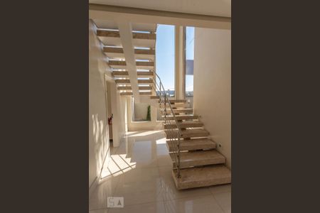 Hall de Entrada e Escada de casa de condomínio à venda com 5 quartos, 400m² em Swiss Park, Campinas