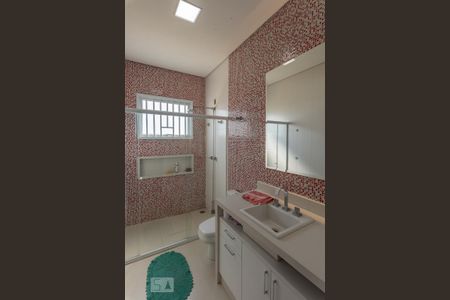 Casa de condomínio à venda com 400m², 5 quartos e 4 vagasBanheiro da Suíte 3