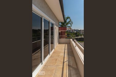 Casa de condomínio à venda com 400m², 5 quartos e 4 vagasVaranda do Escritório