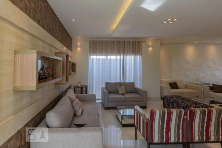 Sala de Estar de casa de condomínio à venda com 5 quartos, 400m² em Swiss Park, Campinas