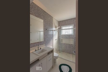 Casa de condomínio à venda com 400m², 5 quartos e 4 vagasBanheiro da Suíte 2