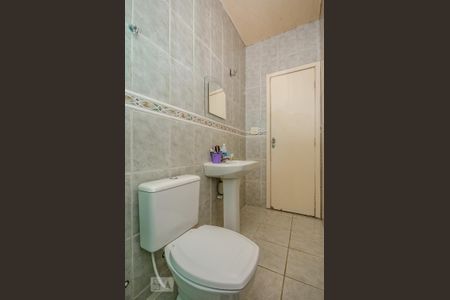 Casa para alugar com 140m², 3 quartos e 3 vagas Casa para alugar com 140m², 3 quartos e 3 vagasBanheiro Social
