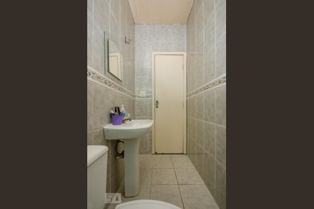 Casa para alugar com 140m², 3 quartos e 3 vagas Casa para alugar com 140m², 3 quartos e 3 vagasBanheiro Social