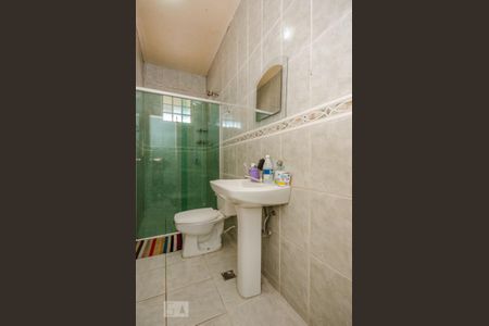 Casa para alugar com 140m², 3 quartos e 3 vagas Casa para alugar com 140m², 3 quartos e 3 vagasBanheiro Social