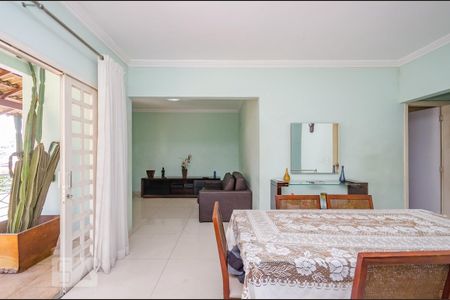 Sala 1 de casa para alugar com 3 quartos, 140m² em Havaí, Belo Horizonte