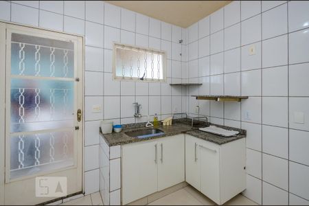 Casa para alugar com 140m², 3 quartos e 3 vagas Casa para alugar com 140m², 3 quartos e 3 vagasCozinha