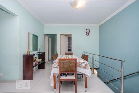 Sala 1 de casa para alugar com 3 quartos, 140m² em Havaí, Belo Horizonte