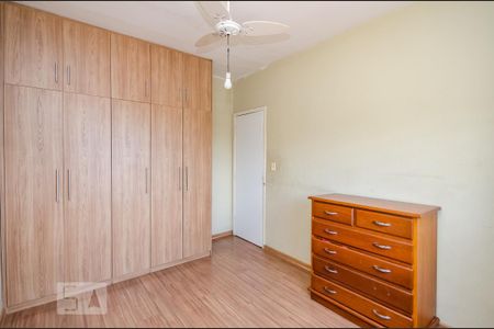 Casa para alugar com 140m², 3 quartos e 3 vagas Casa para alugar com 140m², 3 quartos e 3 vagasQuarto 2