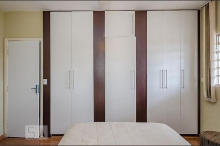 Casa para alugar com 140m², 3 quartos e 3 vagas Casa para alugar com 140m², 3 quartos e 3 vagasSuíte