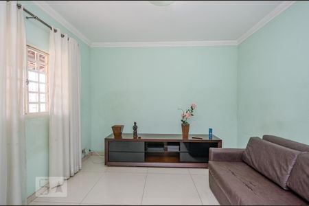 Sala 2 de casa para alugar com 3 quartos, 140m² em Havaí, Belo Horizonte