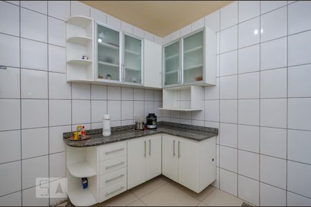 Casa para alugar com 140m², 3 quartos e 3 vagas Casa para alugar com 140m², 3 quartos e 3 vagasCozinha