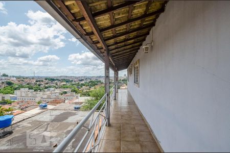 Casa para alugar com 140m², 3 quartos e 3 vagas Casa para alugar com 140m², 3 quartos e 3 vagasVaranda da Sala