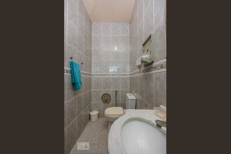 Casa para alugar com 140m², 3 quartos e 3 vagas Casa para alugar com 140m², 3 quartos e 3 vagasBanheiro da Suíte