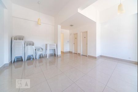 Apartamento à venda com 54m², 2 quartos e 1 vaga Apartamento à venda com 54m², 2 quartos e 1 vagaÁrea comum - Salão de festas