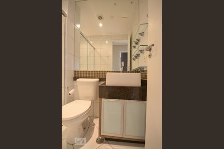 Apartamento à venda com 67m², 3 quartos e 1 vagaBanheiro Social