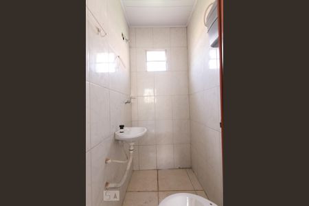 Banheiro de kitnet/studio para alugar com 1 quarto, 35m² em Jardim Nossa Senhora do Carmo, São Paulo