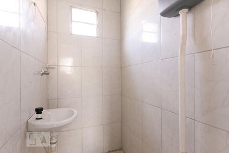 Banheiro de kitnet/studio para alugar com 1 quarto, 35m² em Jardim Nossa Senhora do Carmo, São Paulo