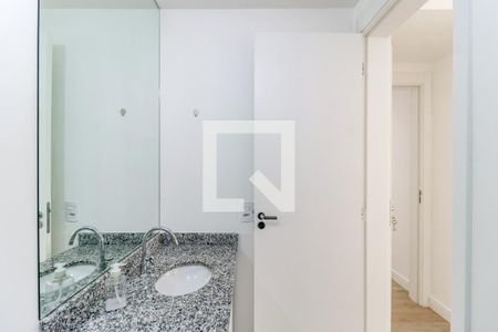 Apartamento para alugar com 55m², 2 quartos e 1 vaga Apartamento para alugar com 55m², 2 quartos e 1 vagaBanheiro da Suíte