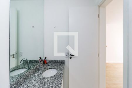 Apartamento para alugar com 55m², 2 quartos e 1 vaga Apartamento para alugar com 55m², 2 quartos e 1 vagaBanheiro