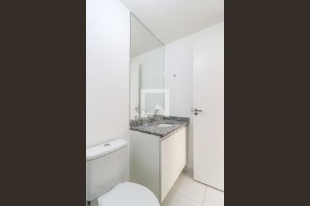 Apartamento para alugar com 55m², 2 quartos e 1 vaga Apartamento para alugar com 55m², 2 quartos e 1 vagaBanheiro da Suíte