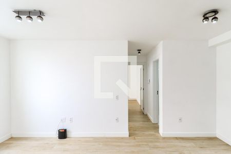 Sala de apartamento para alugar com 2 quartos, 55m² em Santo Amaro, São Paulo