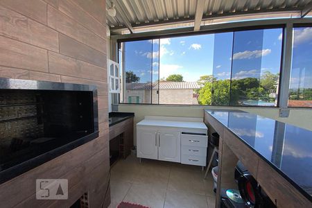 Casa à venda com 200m², 3 quartos e 1 vagaChurrasqueira