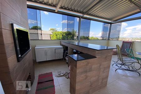 Casa à venda com 200m², 3 quartos e 1 vagaChurrasqueira