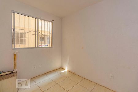 Quarto 1 de apartamento à venda com 2 quartos, 40m² em Rubem Berta, Porto Alegre